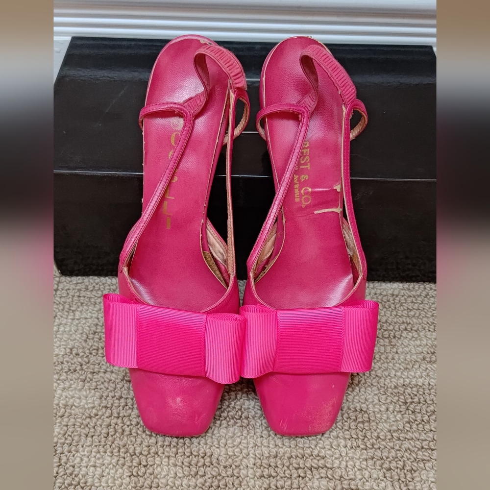 Vintage POLLINI pink kitten heels with bows